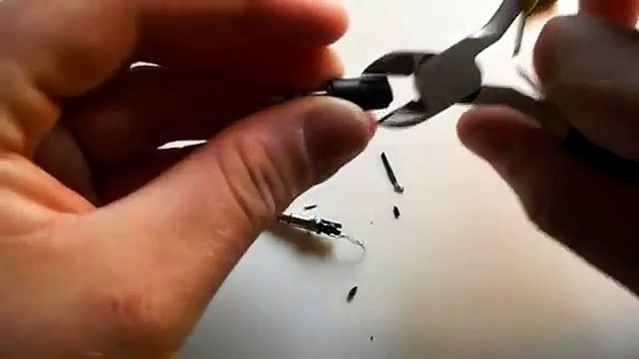How to make a small interconnect for MP3 player and headphone amp