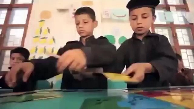 Pakistan ARMY SONG 2015 Bara Dushman Bana Phirta Hai Tribute to APS Children Video Dailymotion