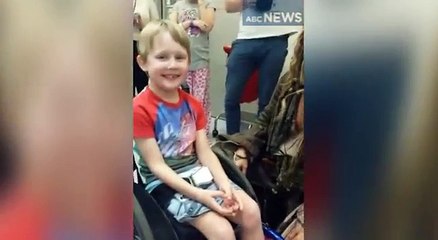 Jack Sparrow rend visite à des enfants malades !