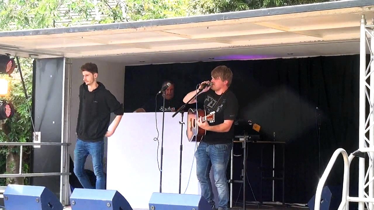 12-07-15 Frampton Sunfest at the Rising Sun Sam Warren