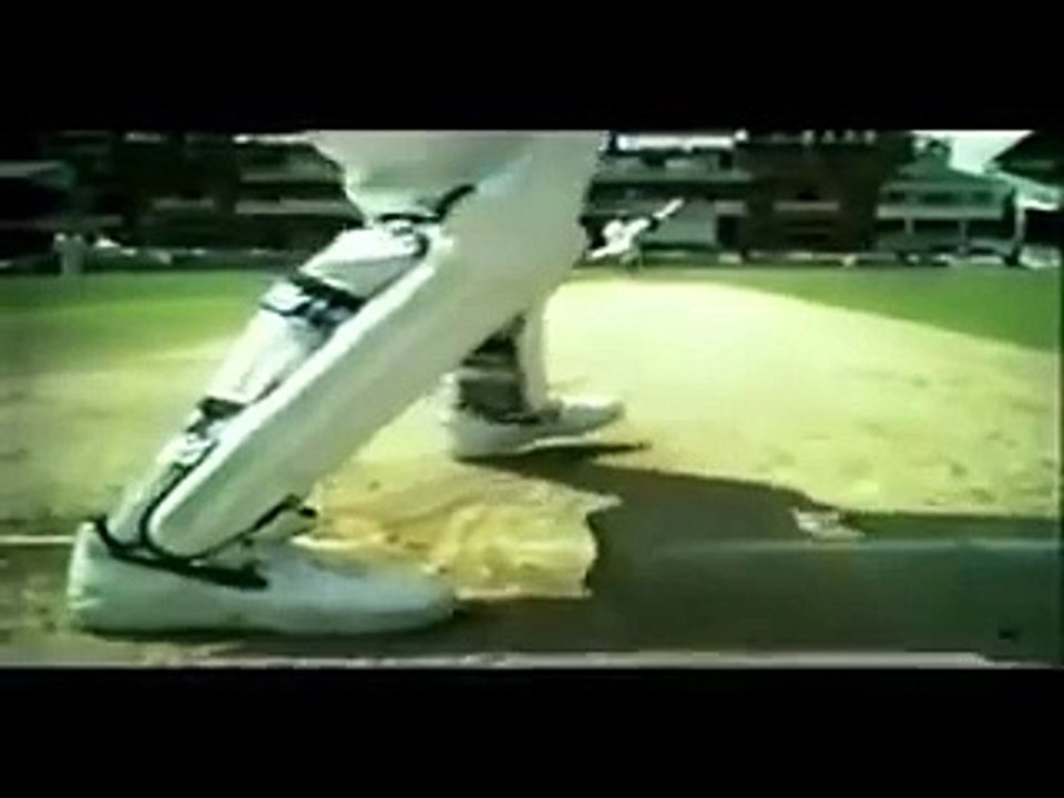 The Toe Crusher - Waqar Younis Clean Bowled Wickets Compilation