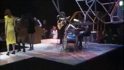 Atomic Rooster-Tomorrow Night (TOTP 1971)