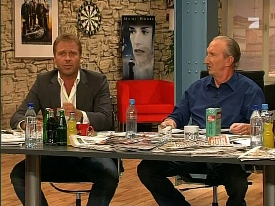 KRÜGERS WOCHE - Erste Folge der Late-Night-Sitcom mit Mike Krüger ...