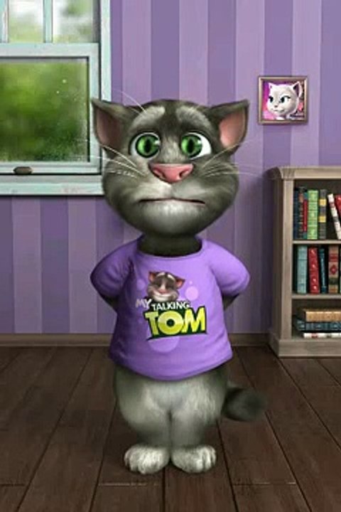 Tom le. Chat. Qui. Parle