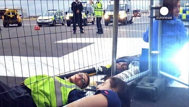 Противники расширения Heathrow заблокировали аэропорт