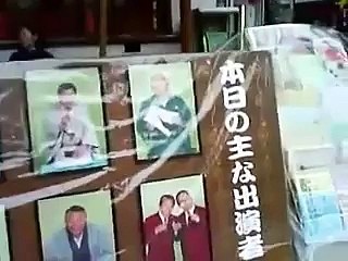 人力車が集う浅草演芸場と男の殿堂ロック座