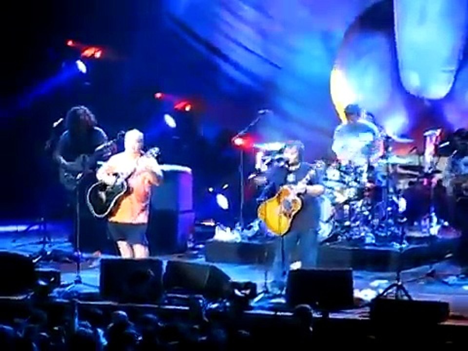 Tenacious D - "Kickapoo" + "Dude (I Totally Miss You)" - (live @Milano 16-10-2012)