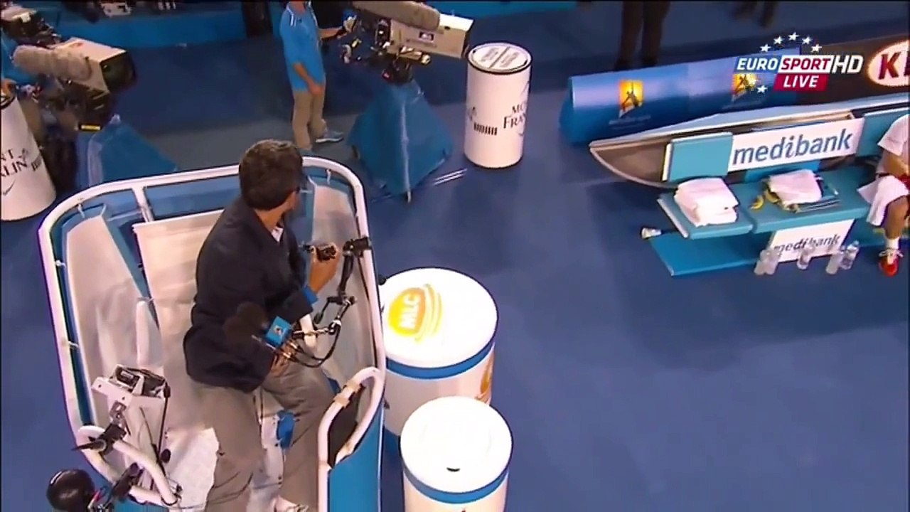 Stanislas Wawrinka FURIOUS & MAD over Medical Time-Out - Australian Open 2014 Finals
