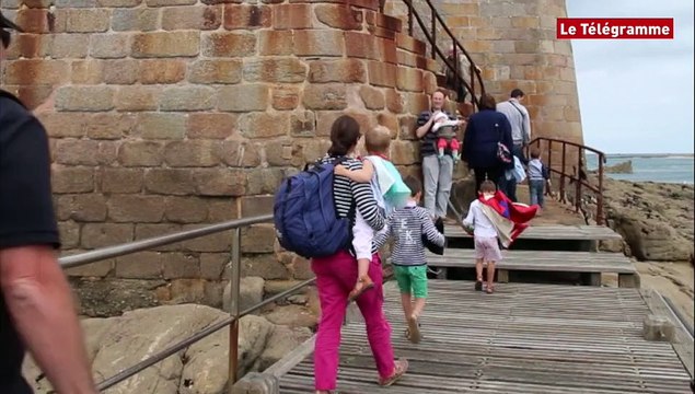 Baie de Morlaix. Le château du taureau attend les visiteurs