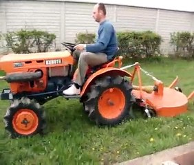 Fűnyírás, Kubota B7001 és eladó Komondor SFNY-100 fűnyíró / grass cutter, finishing mower