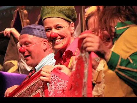 Cliniclowns Theatertour 2010 - Reis door het Zintuigenrijk - Ga met me mee - Samen op reis