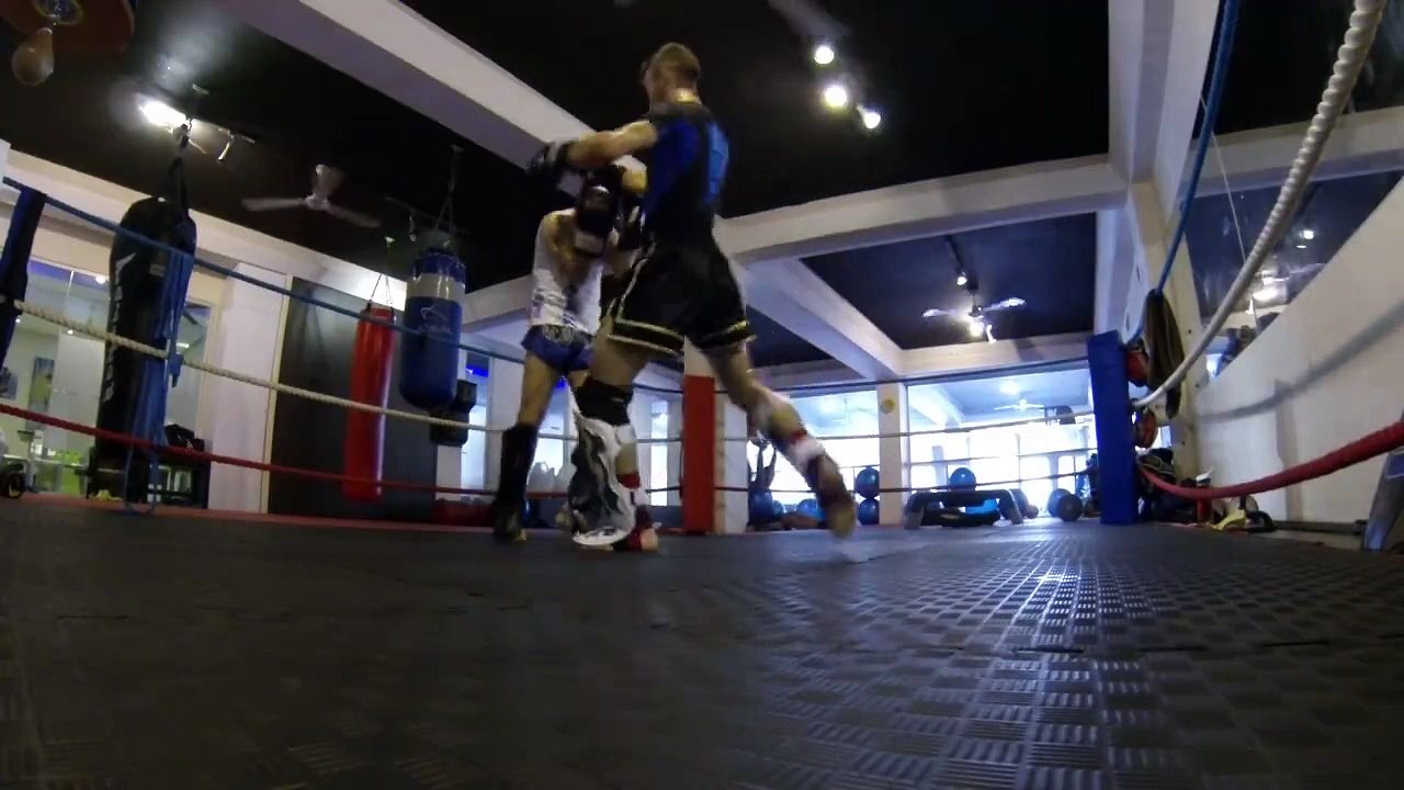 Muay Thai training with my trainer Ediz Aydın.