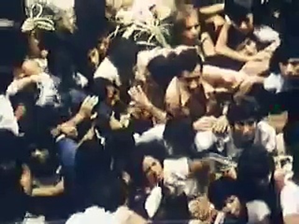 Queen-Under Pressure
