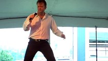 Colin Paul sings 'Susan When She Tried' at Elvis Week 2008