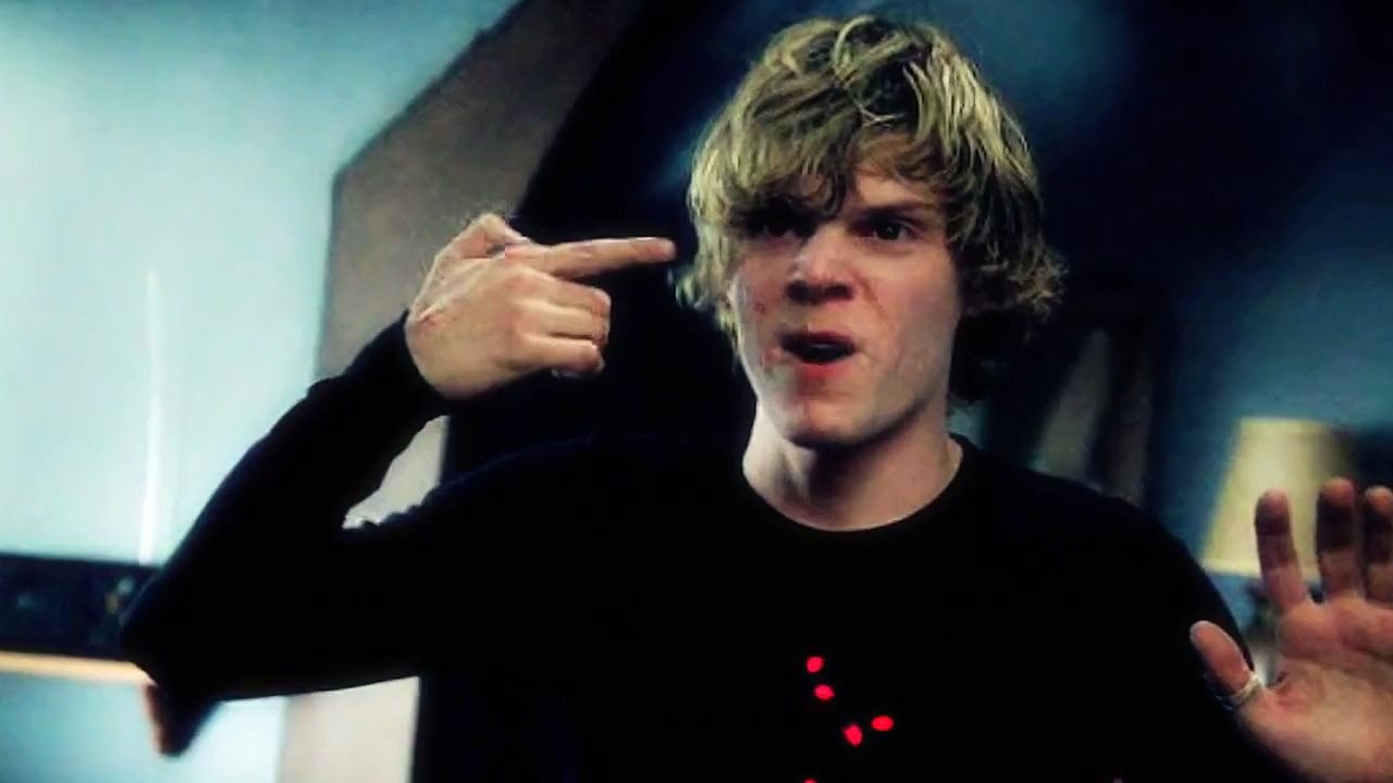Tate & Violet | Poison and wine