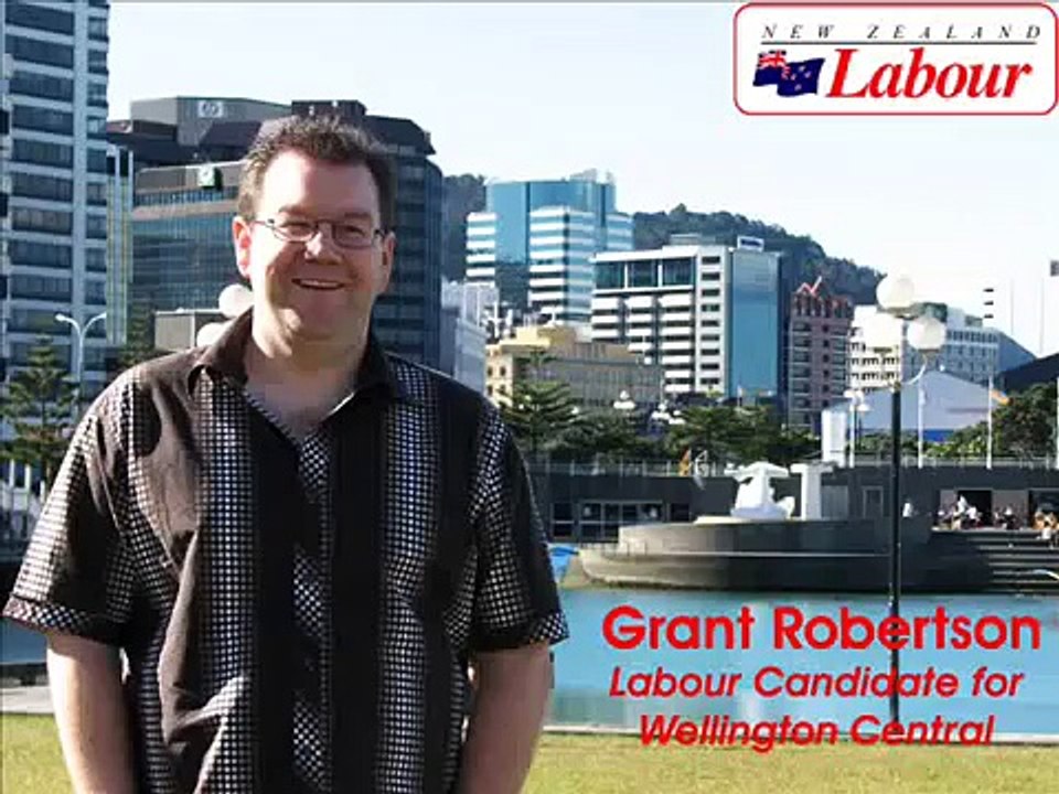 Grant Robertson speaking at the Kelburn Candidates Meeting