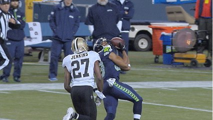 Wilson connects with Baldwin for 52-yards