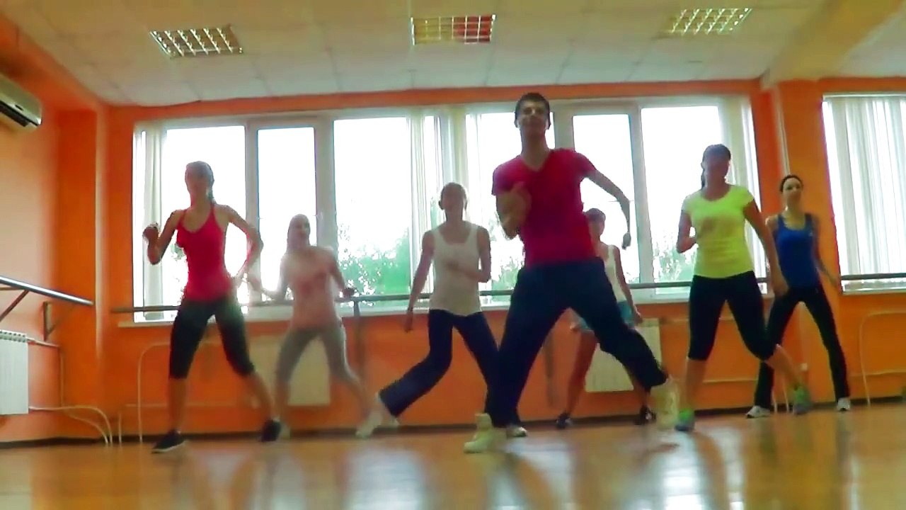 Zumba Fitness - Sir Lewis - Shaki Riddim