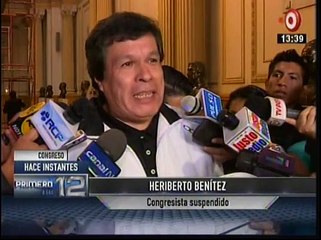 Benítez y Mulder se enfrentan por caso de Gerald Oropeza