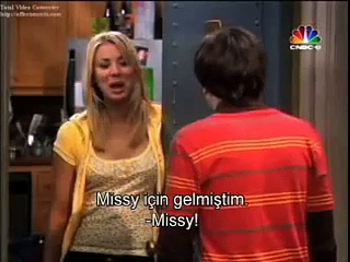 tall girl (Courtney Henggeler) - The Big Bang Theory