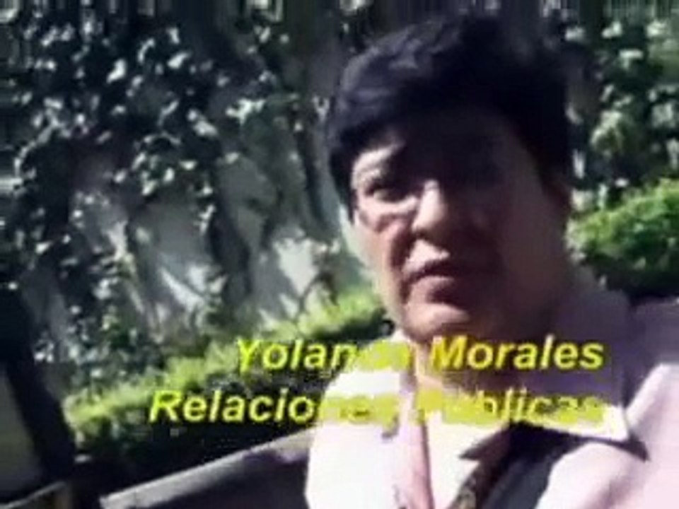 Jacky Bracamontes William Levy  comiendo backstage Sortilegio