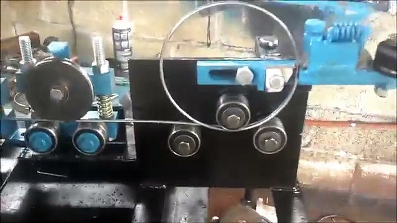 Máquina Roladora de Alambre