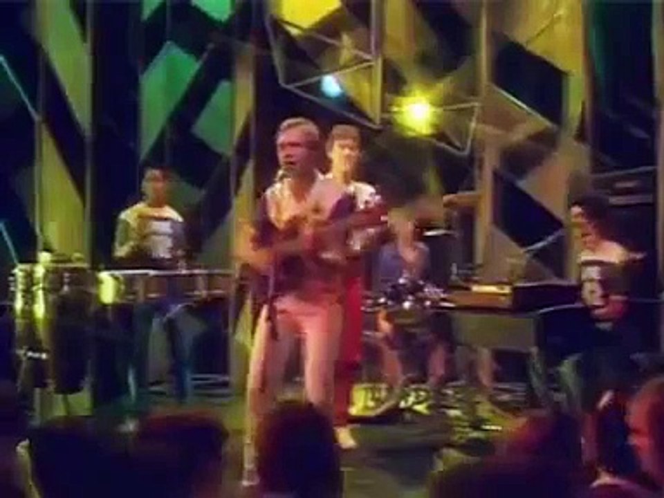 Level 42 - Love Games