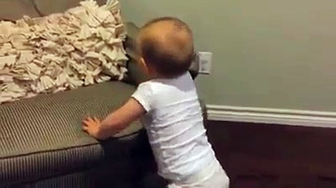 Funny baby dancing