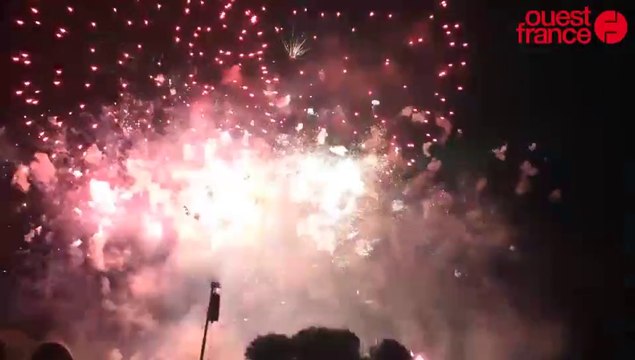 Rennes : Thunderstruck (AC/DC) au feu d'artifice du 14-Juillet