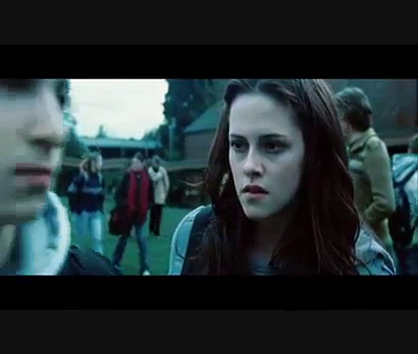 Twilight - Bella realizes, that Edward is a vampire