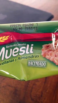 Gusanos en las barritas de cereales de Mercadona