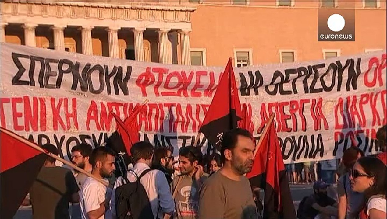 Griechenland: Syriza-Koalitionspartner bezeichnet Einigung als 'Staatsstreich'