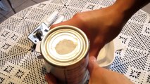 Removing Jellied Cranberry from the can in one piece