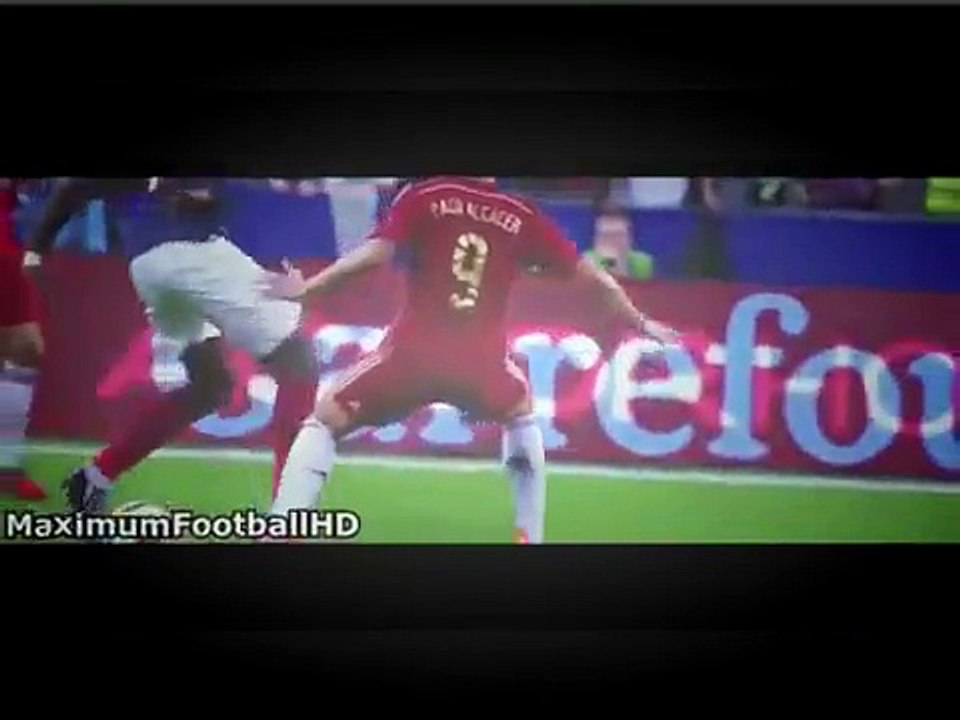 Best Football Skills Crazy Nutmeg,Tricks,Elastico,Rabona & More video
