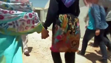 Devant des réfugiés syriens, Malala fustige le manque de moyens pour l'éducation