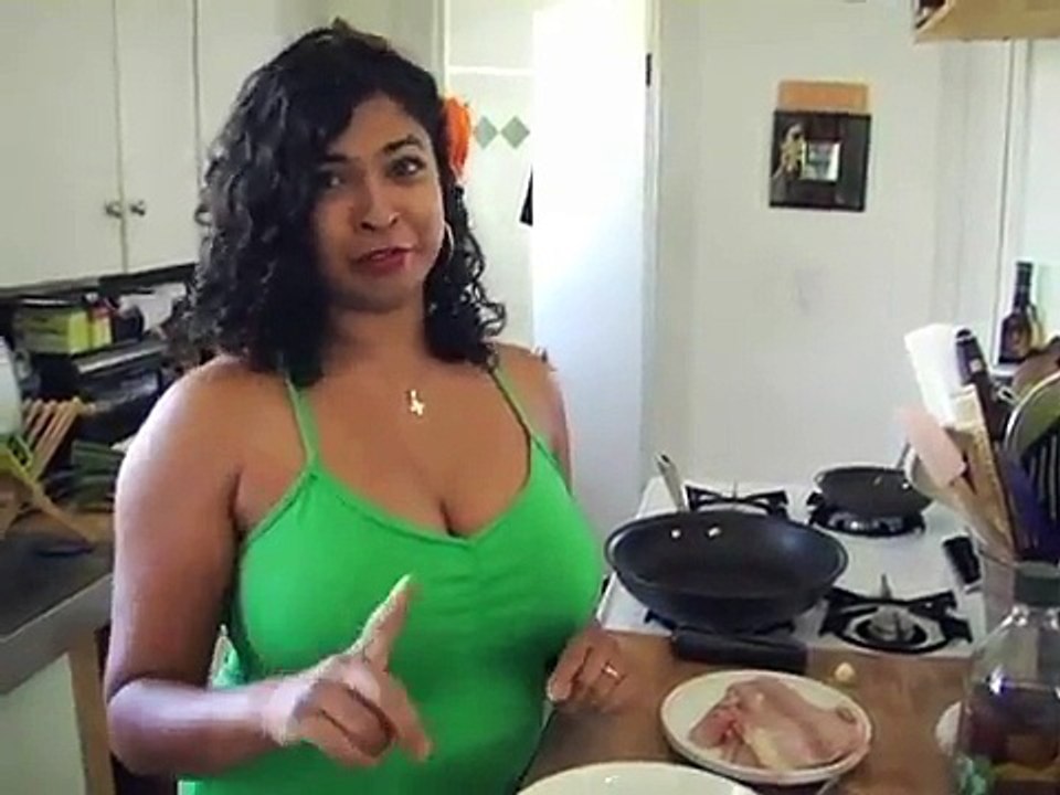 Aarti Paarti Ep. 32: Fish Tacos fit for a (Mc)Queen!