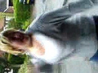 Fat Girl Dancing   (W8 4 The Funny Music)