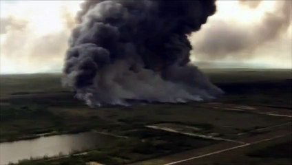 Impressionnants feux de brousse en Floride
