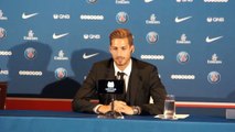 Trapp not caught up in Sirigu battle