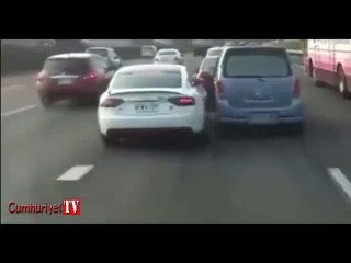 Dünyanın en ilginç yol verme kavgası