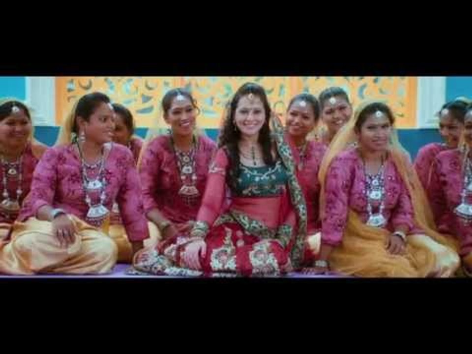 Punjabiya Partha - Oru Modhal Oru Kadhal | Video Song