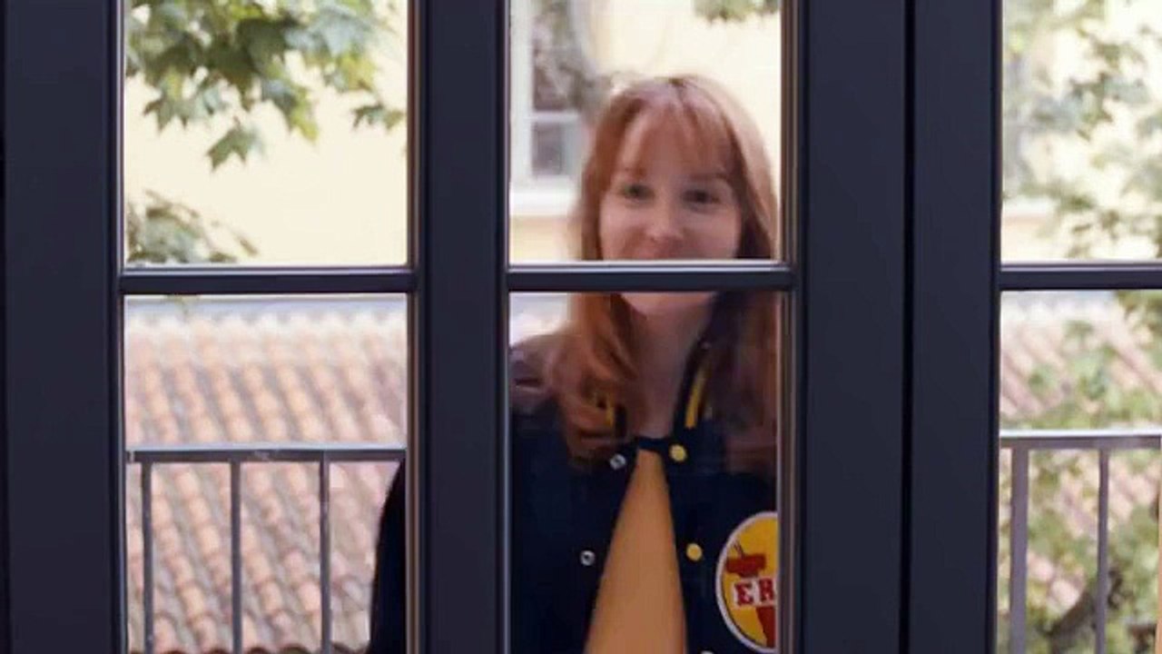 Acemi Çapkın(Caprice) (2015) Fragman