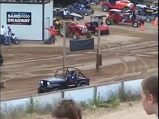 Jeeps and Bronco sand drag racing