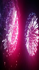 Feu d'artifice carré de soie 2015 vidéo 1