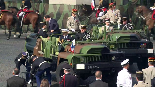 Festivités du 14 juillet sur les Champs-Elysées à Paris