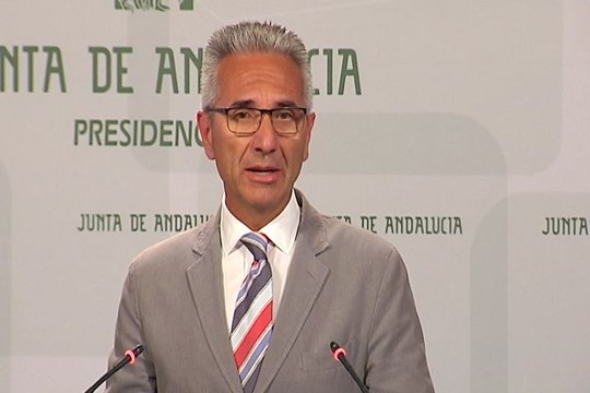 Junta reclama a Rajoy cumpla compromiso con Díaz