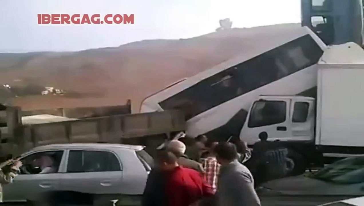 Maroc Grave Accident sur la route Rabat - Salé