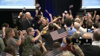 La sonde New Horizons passe au plus près de Pluton