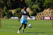 Le subtil piqué de Bouna Sarr