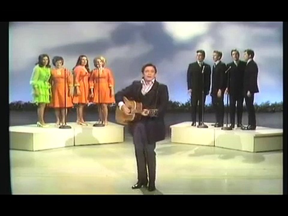 Johnny Cash Show: Johnny Cash & Friends - Daddy Sang Bass (HQ)
